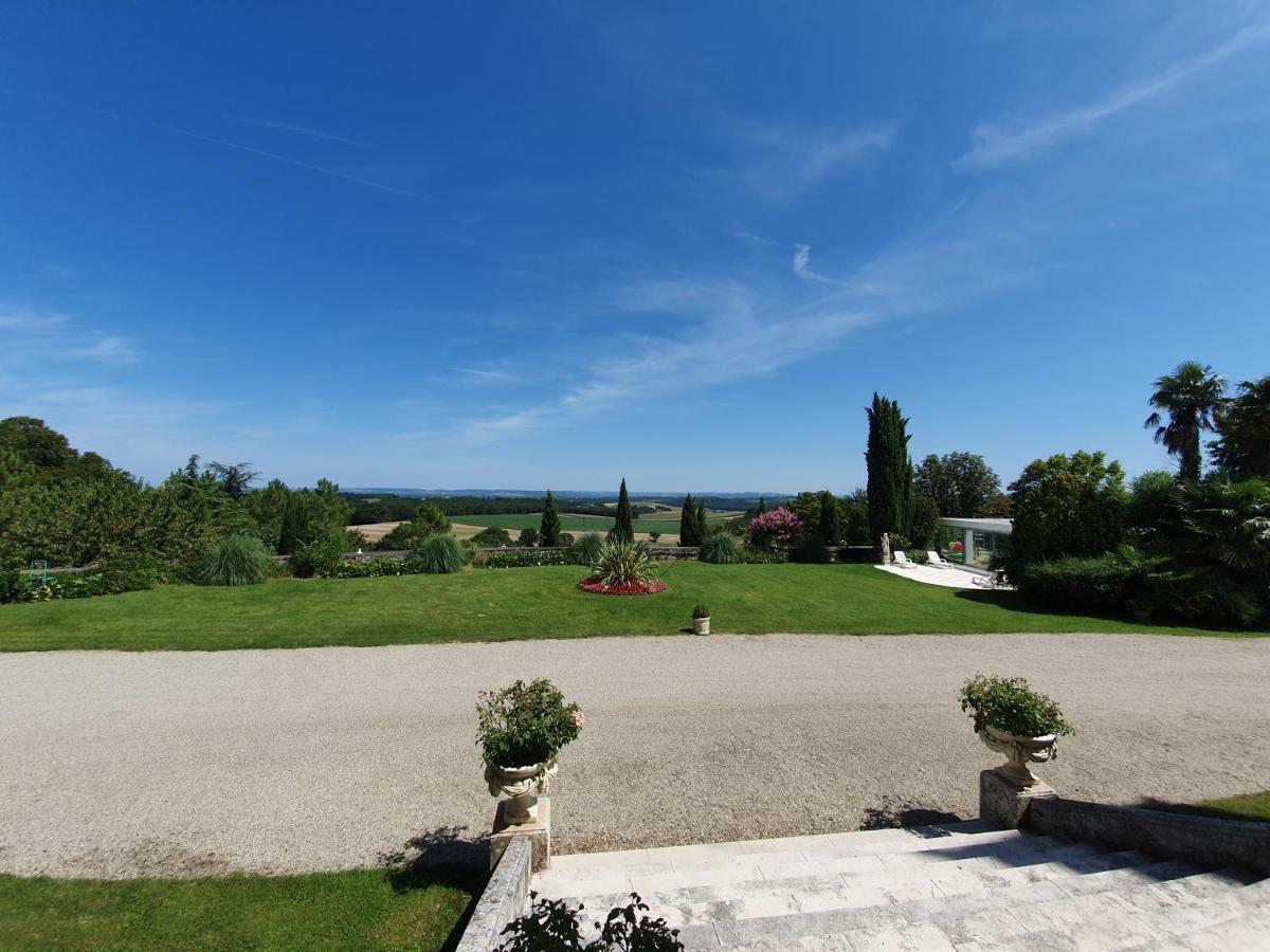 Chateau Moncassin Leyritz-Moncassin Exterior photo